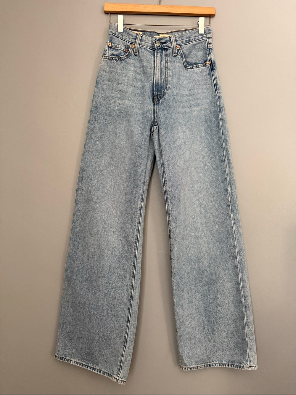Levi’s Size 25 Ribcage Wide Leg Jeans - Picture 14 of 16